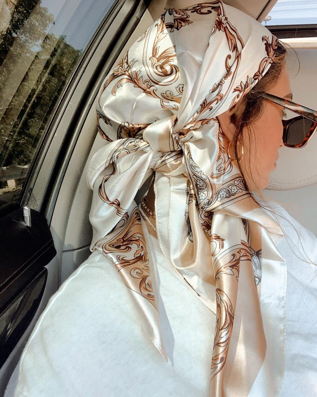Face Scarf Mask - サテンスクエアスカーフ女性イスラム教徒ヒジャーブエレガント 2025 プリントシルクネッカチーフショールラップヘッドバンドハンドルヘアアクセサリーバンダナ